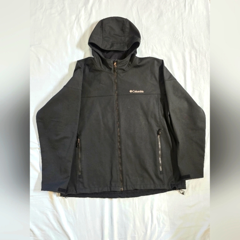 Columbia Men's Softshell Black Hooded Jacket Size Xl